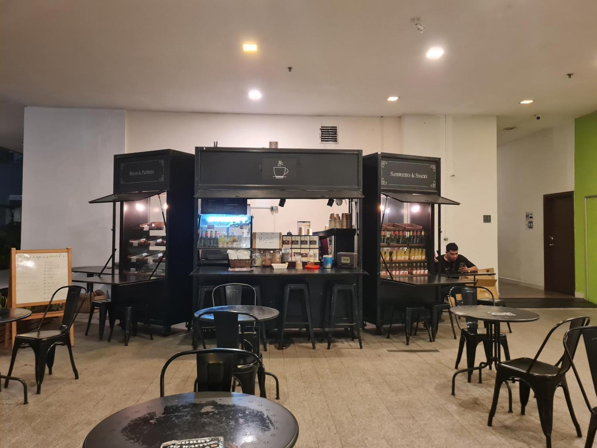 Hostel At Regalia Sky Pool 吉隆坡 外观 照片